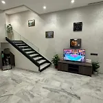 Emma\'S Duplex
