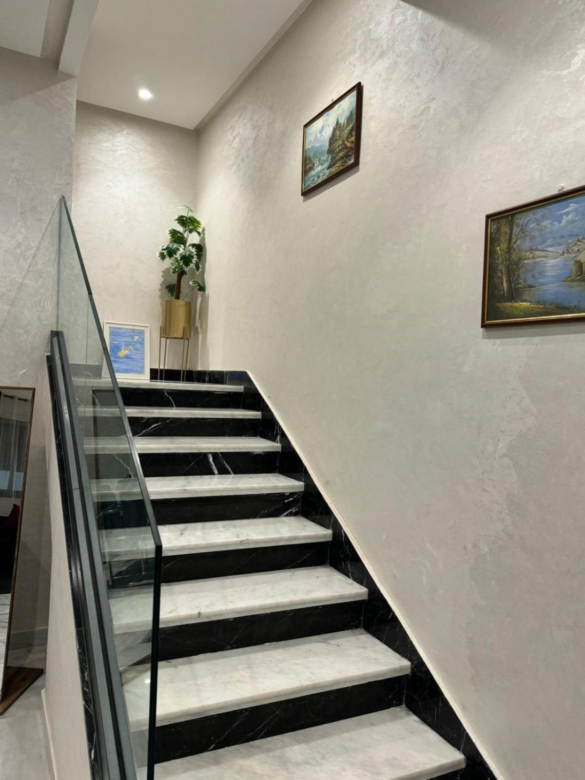 Emma's Duplex * Casa Blanca